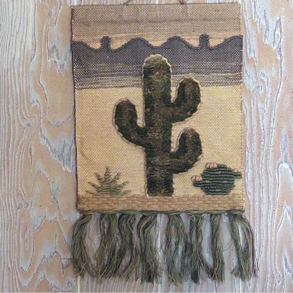 MCM VINTAGE WOVEN CACTUS WALL HANGING